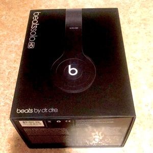 🎶Beats Solo HD by Dr. Dre🎵